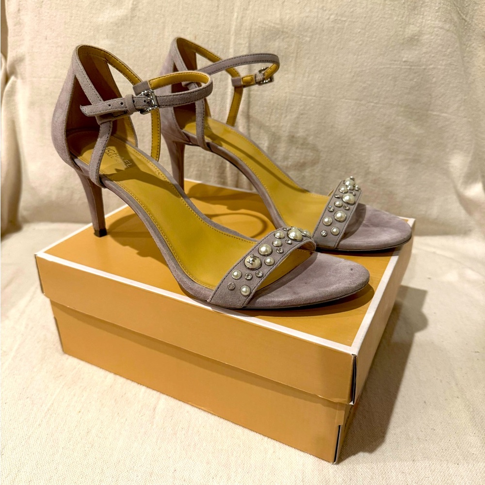 Michael Kors, grey suede heel